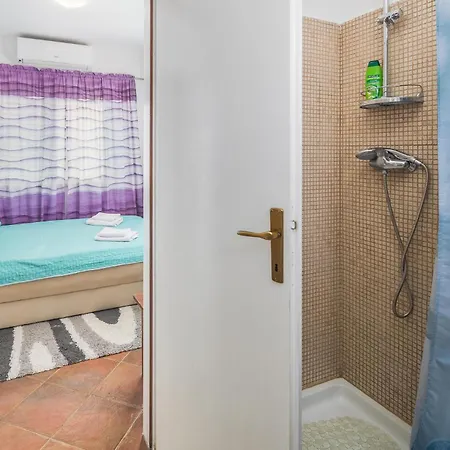 In With Sauna Dom wakacyjny *