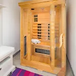 In With Sauna *