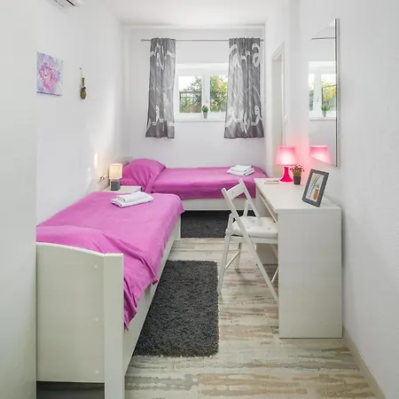 Semesterbostad In With Sauna